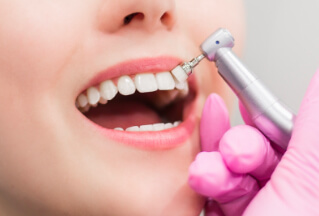 Konzervační zubní lékařství v ESTEMO Tábor